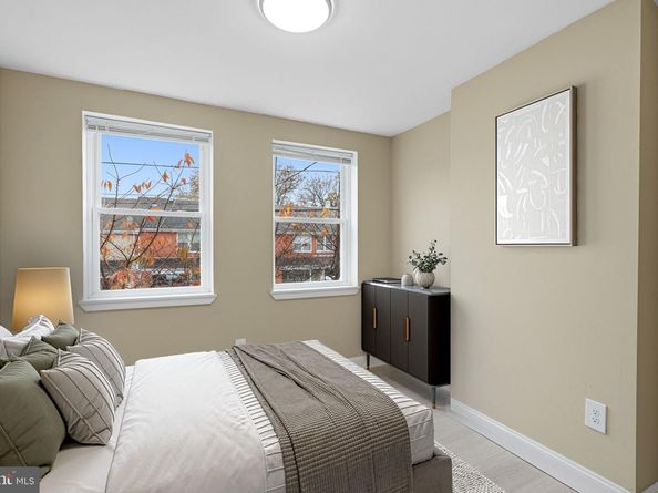 1519 W Thompson Street, Philadelphia PA 19121