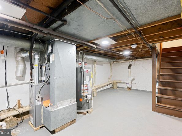 1519 W Thompson Street, Philadelphia PA 19121