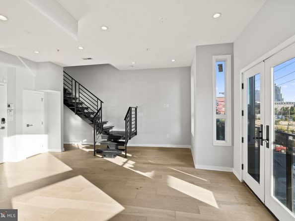 343 N Front Street C, Philadelphia PA 19106