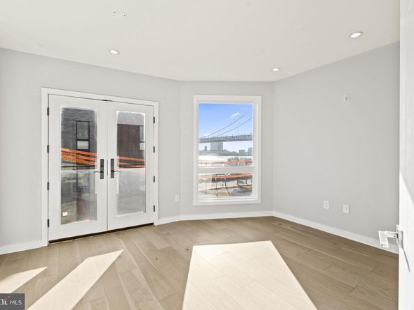 343 N Front Street C, Philadelphia PA 19106