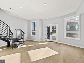 343 N Front Street C, Philadelphia PA 19106