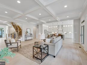 903 Hillcrest Drive SW, Vienna VA 22180