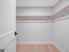 903 Hillcrest Drive SW, Vienna VA 22180