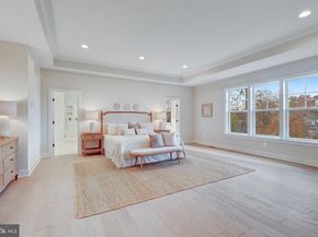 903 Hillcrest Drive SW, Vienna VA 22180