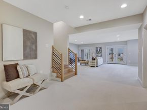 903 Hillcrest Drive SW, Vienna VA 22180