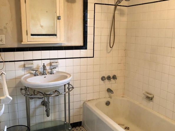 324 Cameron Road, Willow Grove PA 19090