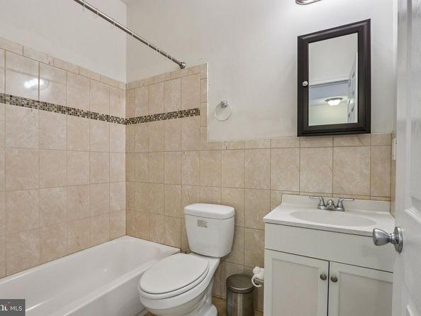 605 N 12TH Street B, Philadelphia PA 19123