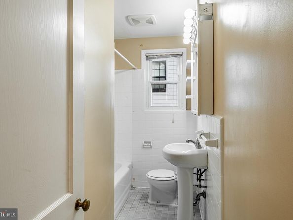 301 2nd Avenue, Newtown Square PA 19073