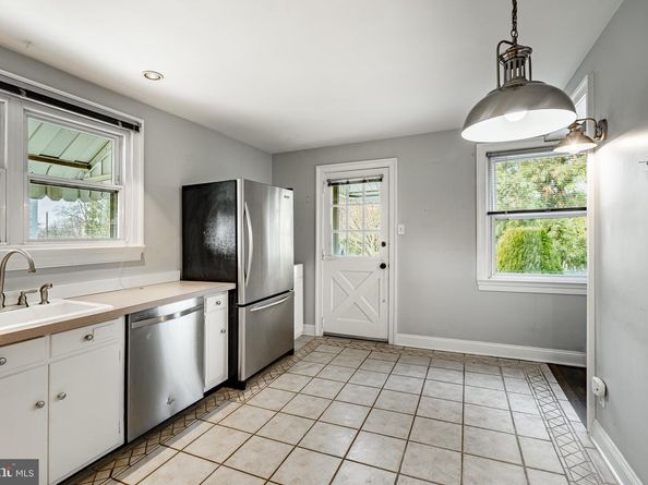 301 2nd Avenue, Newtown Square PA 19073