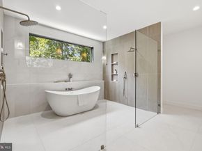 9313 Coronado Terrace, Fairfax VA 22031