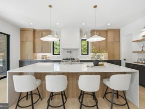 9313 Coronado Terrace, Fairfax VA 22031