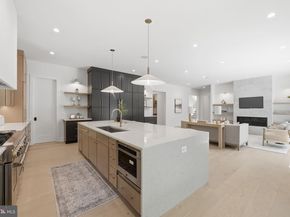 9313 Coronado Terrace, Fairfax VA 22031