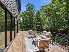 9313 Coronado Terrace, Fairfax VA 22031