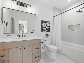 9313 Coronado Terrace, Fairfax VA 22031