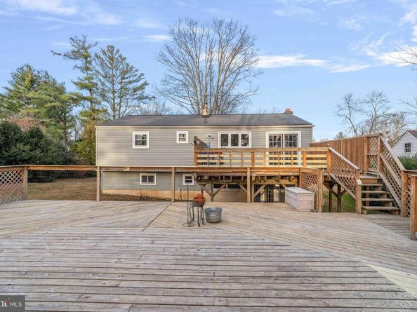 472 Woodward Drive, Huntingdon Valley PA 19006