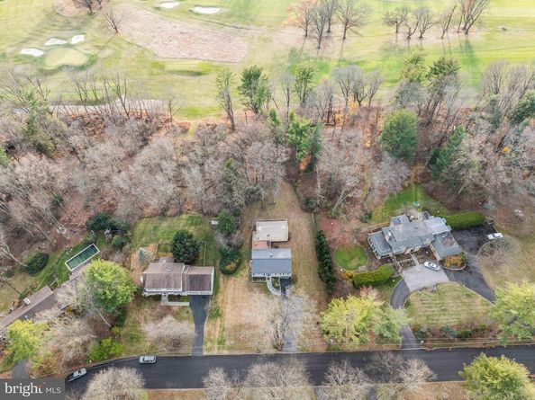 472 Woodward Drive, Huntingdon Valley PA 19006