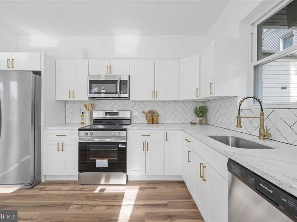 1021 S 60TH Street, Philadelphia PA 19143