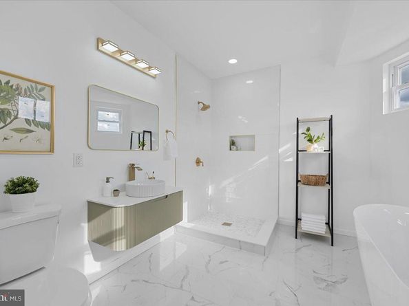 1021 S 60TH Street, Philadelphia PA 19143