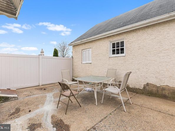 130 N Diamond, Clifton Heights PA 19018