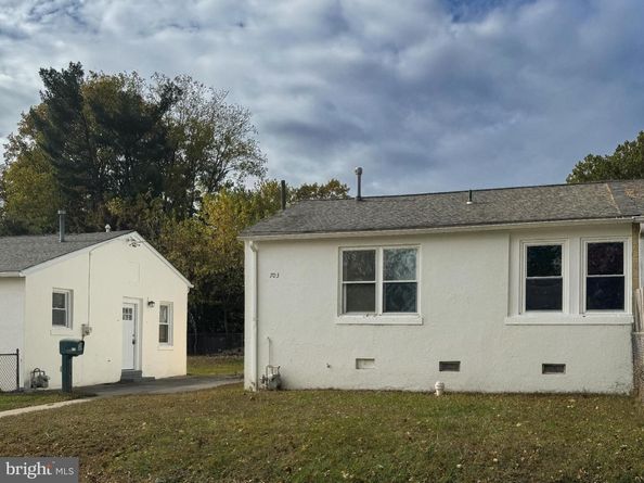 703 Dover Court, Wallingford PA 19086