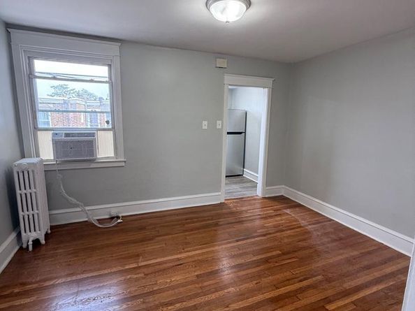 513 Woodcliffe Road, Upper Darby PA 19082