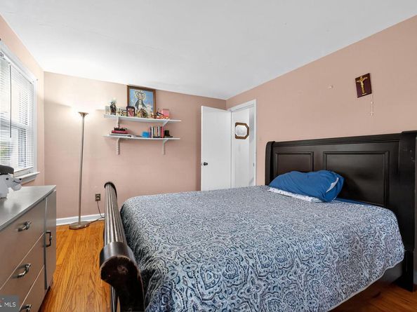 4123 School Lane, Drexel Hill PA 19026