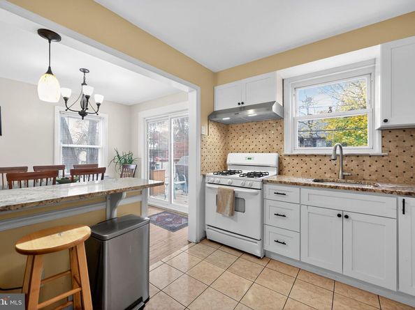 4123 School Lane, Drexel Hill PA 19026