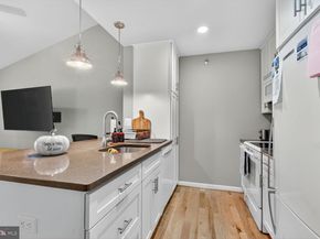 3307 Wyndham Circle 4165, Alexandria VA 22302