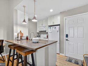 3307 Wyndham Circle 4165, Alexandria VA 22302