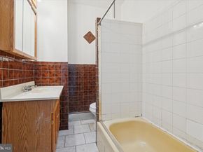 5813 Montrose Street, Philadelphia PA 19143