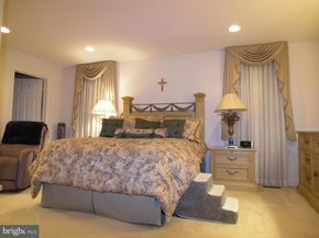 118 Casey Lane, Bensalem PA 19020