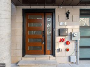 252 Gate Street, Philadelphia PA 19128