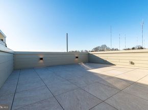 252 Gate Street, Philadelphia PA 19128