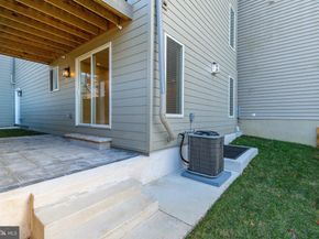 252 Gate Street, Philadelphia PA 19128