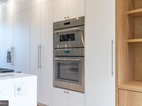 252 Gate Street, Philadelphia PA 19128