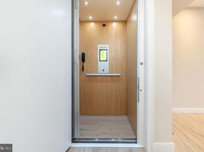 252 Gate Street, Philadelphia PA 19128