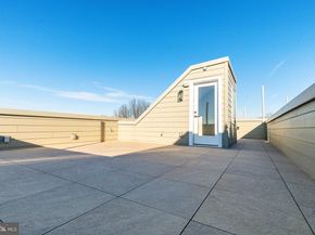 252 Gate Street, Philadelphia PA 19128