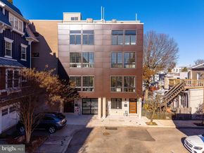 252 Gate Street, Philadelphia PA 19128