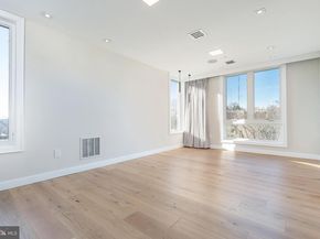 252 Gate Street, Philadelphia PA 19128