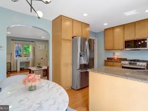 708 Devon Place, Alexandria VA 22314