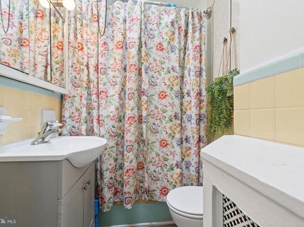 1144 Atwood Road, Philadelphia PA 19151