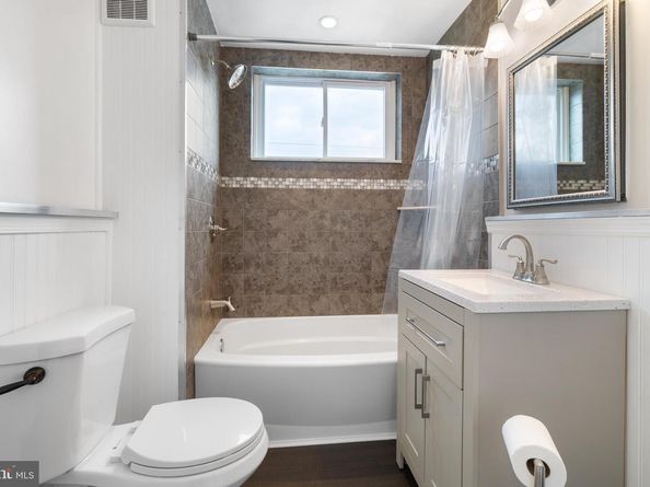 599 E Carver Street, Philadelphia PA 19120