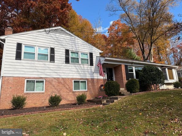 6222 Beachway Drive, Falls Church VA 22041