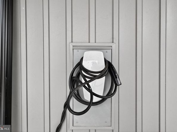 1527 Ogden Street A, Philadelphia PA 19130