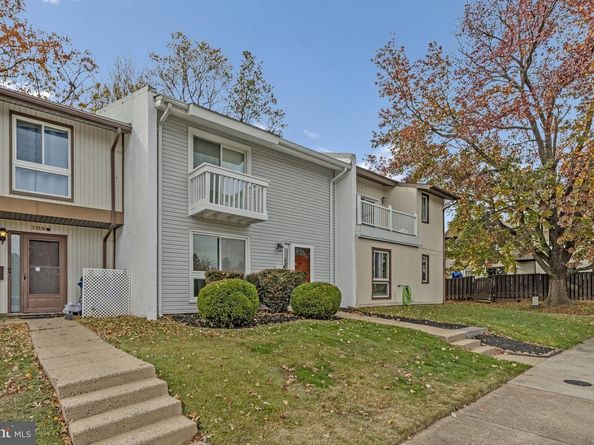 203 Greenfield Court, Sterling VA 20164