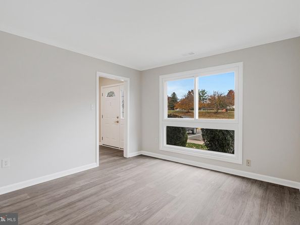 203 Greenfield Court, Sterling VA 20164