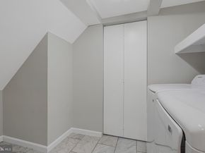 203 Greenfield Court, Sterling VA 20164