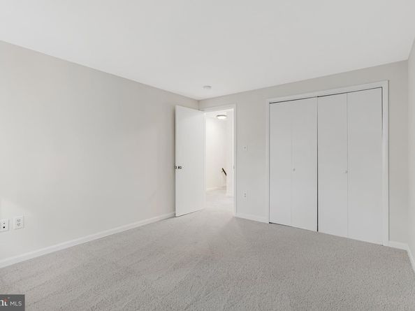 203 Greenfield Court, Sterling VA 20164