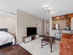 1330 New Hampshire Avenue NW 911, Washington DC 20036