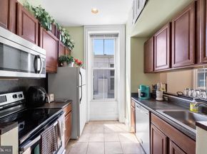 308 S 13TH Street 11, Philadelphia PA 19107